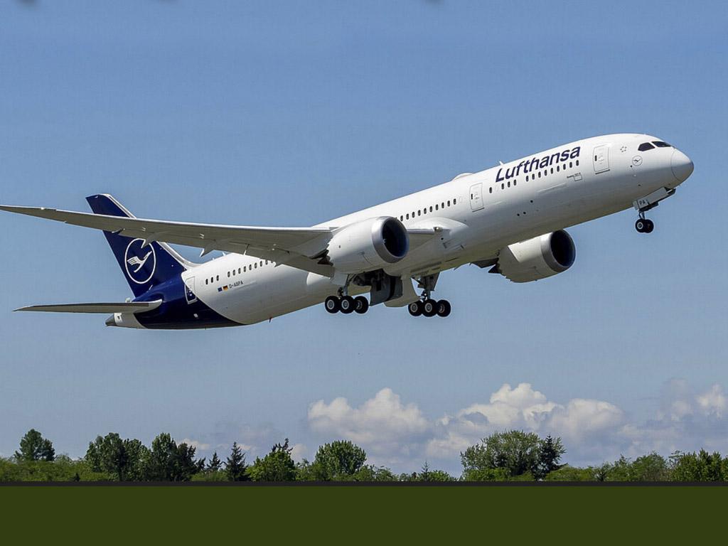 Hello Berlin! Lufthansa to receive first ultra-modern Dreamliner