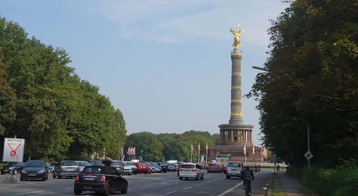 Grosser Tiergarten and the Victory Column